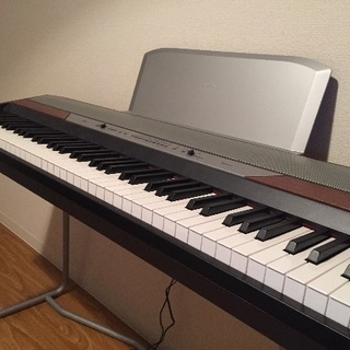 電子ピアノ デジタルピアノ キーボード KORG-SP250 売りますの画像