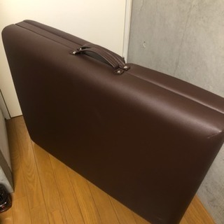 施術用折りたたみベット