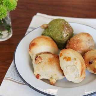【おうちパン講座】新春だから2種類！抹茶甘納豆パンと米粉ハムチーズパン
