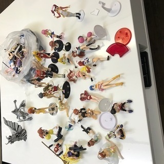 ガチャのフィギアいっぱい