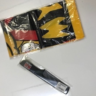 クリームソーダのクシ+ティミーのバンダナ