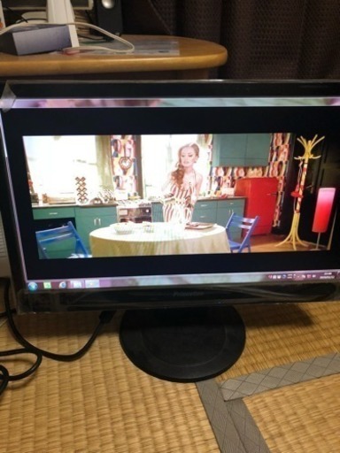 パソコン   モニター
