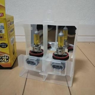 カーメイト GIGA 極黄光 H11用(イエローバルブ)2300Kの画像