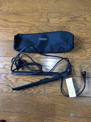 ヘアアイロン2000円