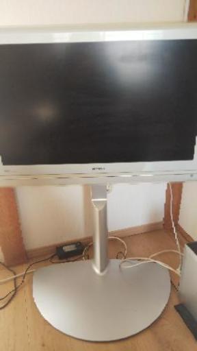 32型 日立WOOO UT32-MH700JW スタンド付きテレビ