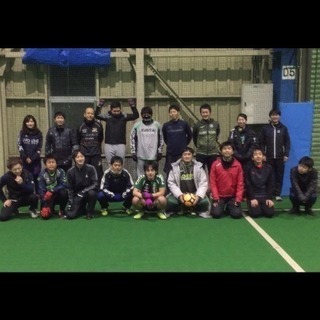 屋内で毎週日曜日エンジョイフットサル（トモサル）