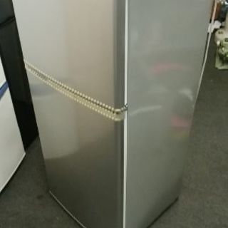 2ドア冷蔵庫112リットル、お売りします。