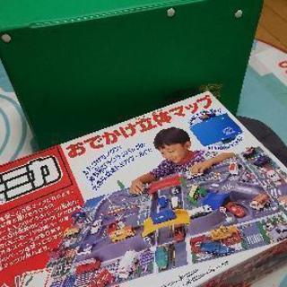 トミカ貰って下さい。(お譲り先は決まりました)