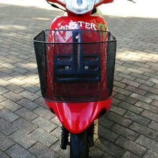 バイクのエンジンは非常によく整備されています。鈴木V50 （Ad...