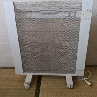 【売ります】遠赤外線パネルヒーター Electrolux EPH812