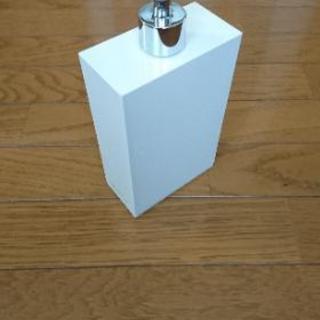 francfranc シャンプーボトル白
