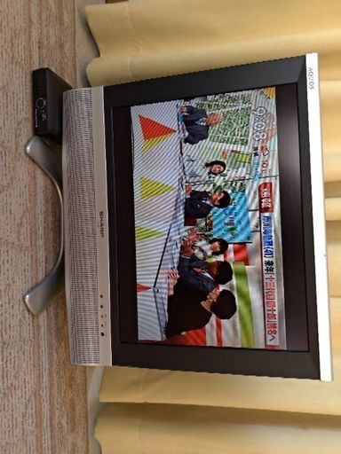 液晶テレビ　アクオス