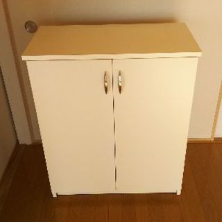 まだ綺麗な靴箱、下駄箱お譲りします