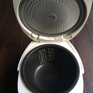 東芝 炊飯器 5.5合の画像