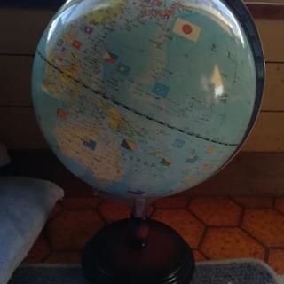 地球儀　国旗付き！