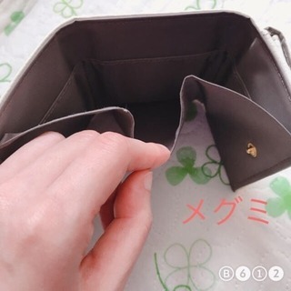 [お話中]ラ バガジェリー♡上品感あふれるミニ財布の画像