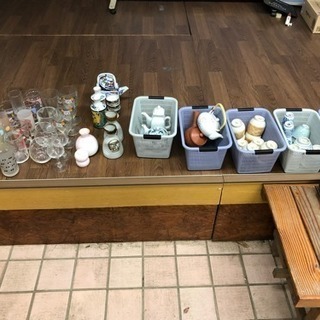 食器欲しい方いませんか(^^)?