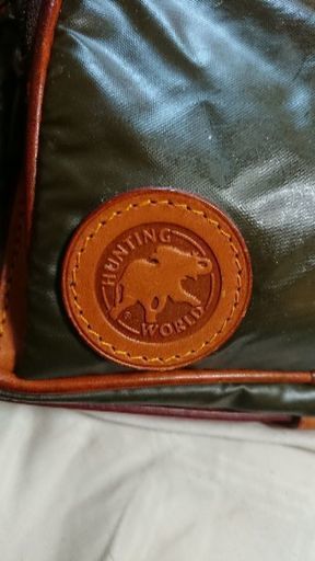 値下げしました★正規品★ハンティングワールドショルダーバッグ