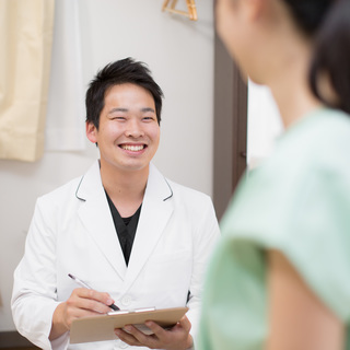 鍼灸を使った東洋医学の力で頑固な肩こり、腰痛にアプローチ　初回1...