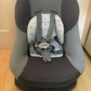 コンビ チャイルドシート