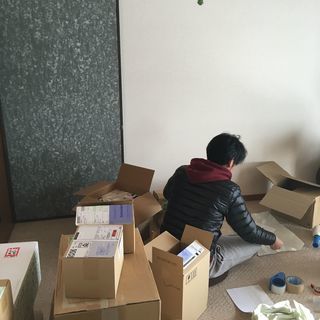 ★場所・時間自由☆子育て中ＯＫ♪ネットショップ（化粧品、日用品）の梱包・ラベル貼りの画像
