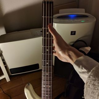 ４弦ベース YAMAHA MOTION BASS MB-Ⅲ
