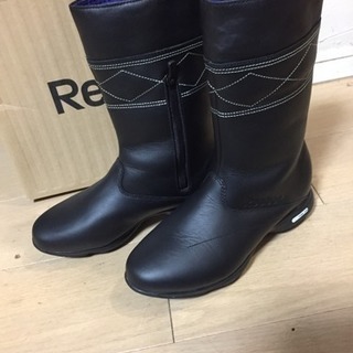 リーボックイージートーンブーツ