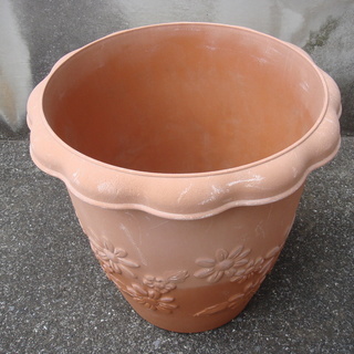 大型植木鉢(花柄)1(プラスチック製)