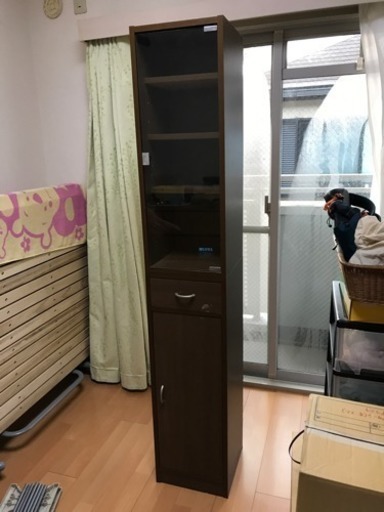 隙間収納棚