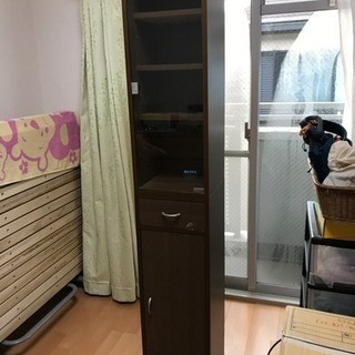 隙間収納棚