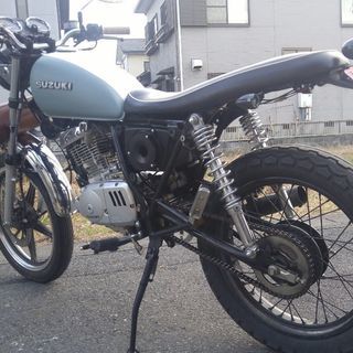 自賠責2年付き♪　スズキ GN125 2F 2015年式　スクランブラー風カスタム☆　愛知県から　近場送料安い☆の画像