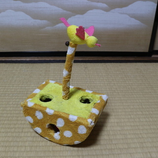 猫のおもちゃ　揺れる小鳥と鈴の音色の画像