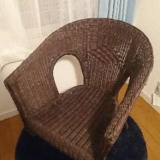 ニトリのスタッキングラタンチェア(一人掛け)