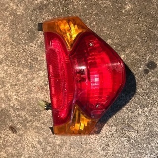 スズキ アドレスv125 純正テールランプ