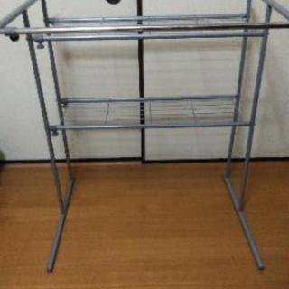 押入れ上段用パイプラック