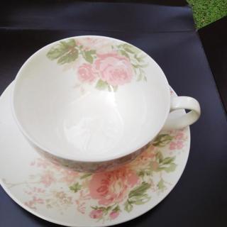 取引決定ローラアシュレイのカップ