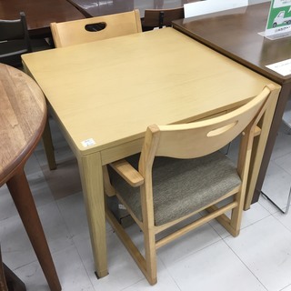 取りに来て頂ける方限定！ニトリのこたつダイニング3点セットのご紹介です！