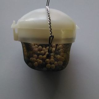 トイレ用チタンボール