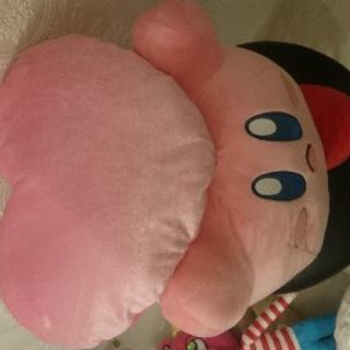 新品カービィハート持ってるビッグぬいぐるみ【まりこ風味】の画像