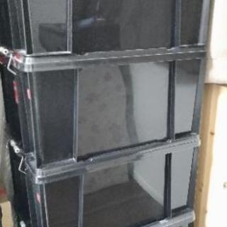 収納ケース4つ！の画像