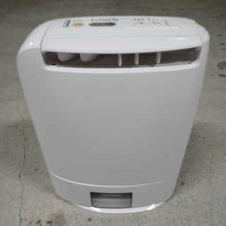 パナソニック 衣類乾燥除湿機  F-YZP60-W 2017年製