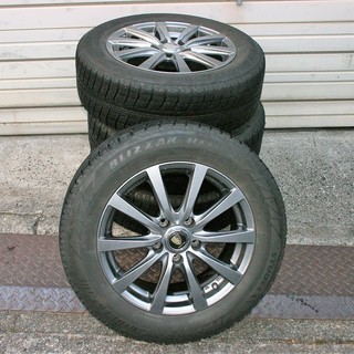 BRIGESTONEスタッドレスタイヤ205/60R16バリ山と5H114アルミスチールホイール４本セット◆プリウスαについていました