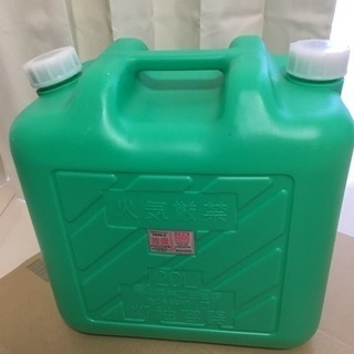 灯油ポリタンク 緑20L ※2/5日中引き取り限定