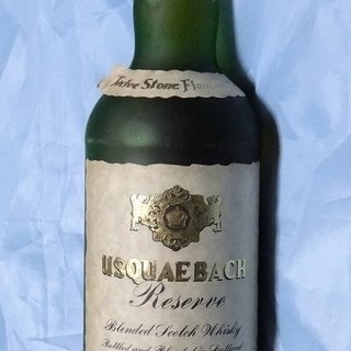 ★古酒★　ウシュクベ リザーブ★750ml 43%★スコッチウイスキー　２０００円の画像