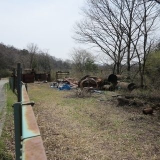 庭で池を眺めながらのキャンプ 暮らしはいかが？ - 三田市