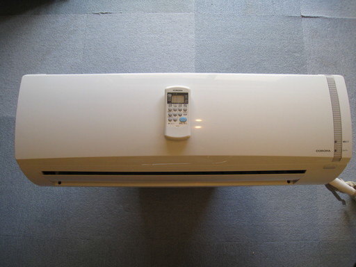 標準取付工事込￥３９０００－(税別)６畳用コロナＣＳＨ-Ｎ２２１７Ｒ-W２０１７年製(中古)