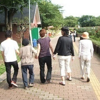 デイサービスの介護職員のアルバイトさんを募集しています。年齢も経験も問いません。の画像