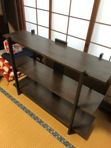 木の飾り棚