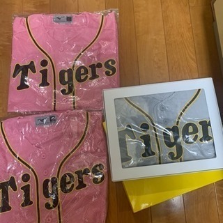 新品★阪神タイガース★半袖ユニフォーム3枚set