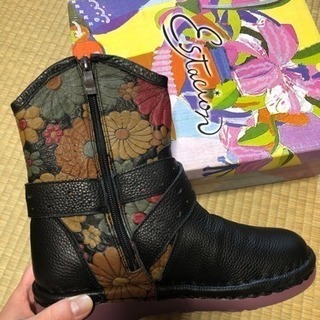 エスタシオン ベルトブーツの画像